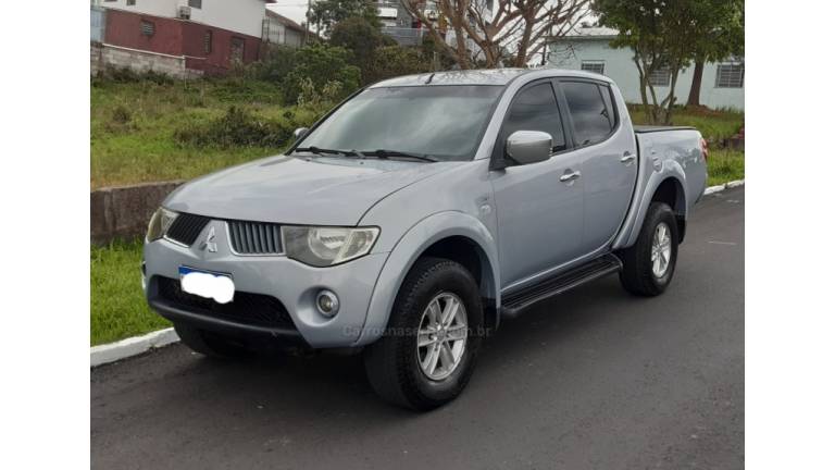 MITSUBISHI - L200 TRITON - 2010/2010 - Prata - R$ 91.900,00