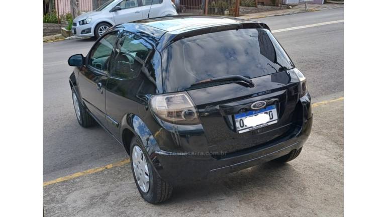 FORD - KA - 2011/2012 - Preta - R$ 22.900,00