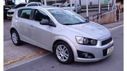 CHEVROLET - SONIC - 2012/2013 - Prata - R$ 38.900,00
