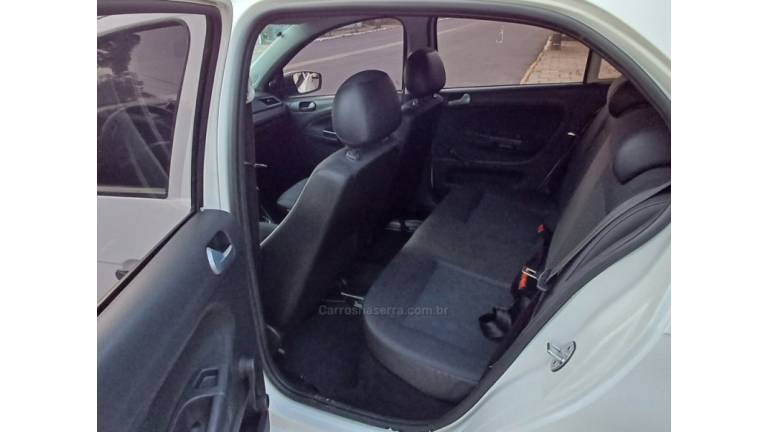 VOLKSWAGEN - GOL - 2017/2018 - Branca - R$ 42.500,00