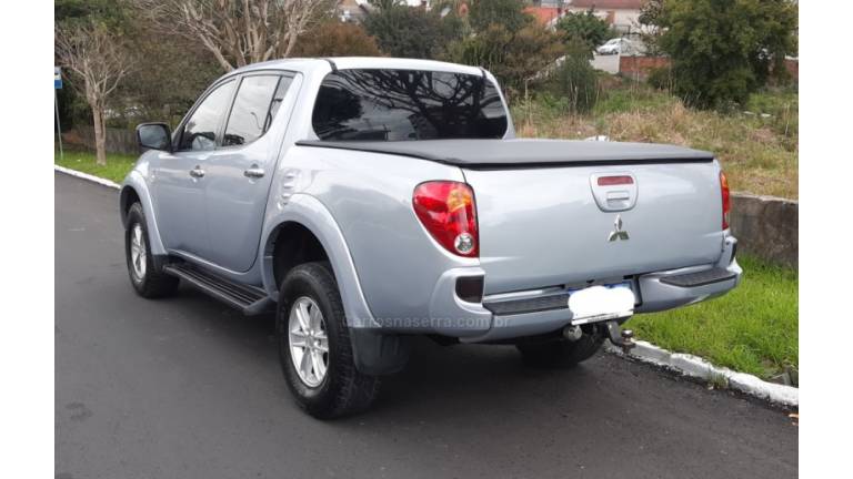 MITSUBISHI - L200 TRITON - 2010/2010 - Prata - R$ 91.900,00