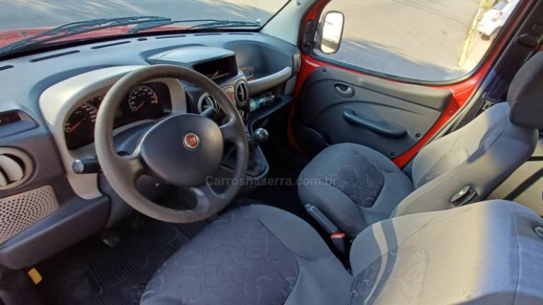 FIAT - DOBLÓ - 2008/2009 - Vermelha - R$ 29.900,00