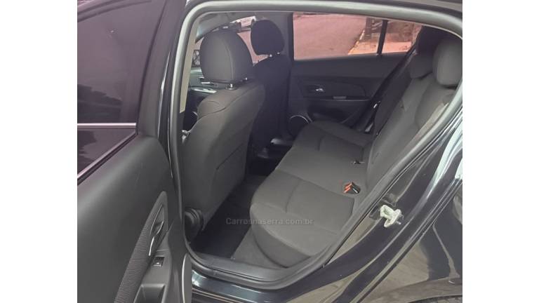 CHEVROLET - CRUZE - 2013/2013 - Preta - R$ 53.900,00