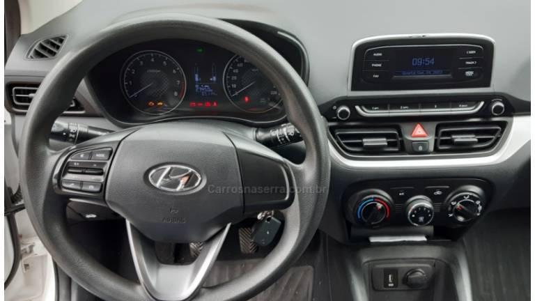 HYUNDAI - HB20 - 2020/2021 - Branca - R$ 58.500,00