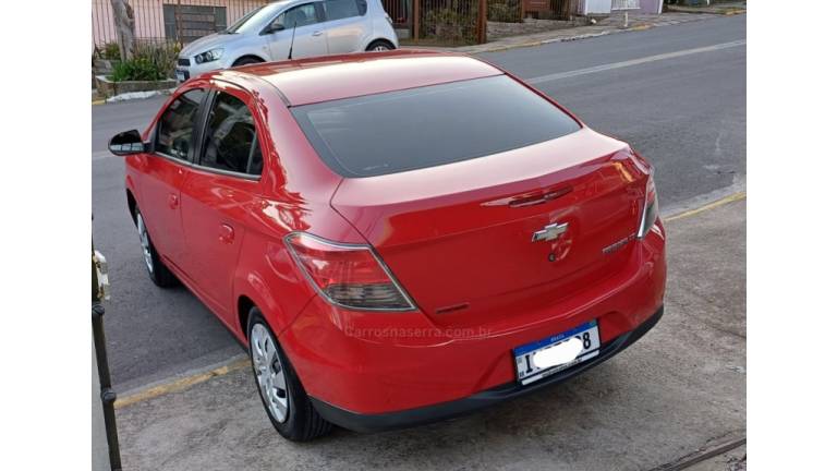 CHEVROLET - PRISMA - 2014/2014 - Vermelha - R$ 44.500,00
