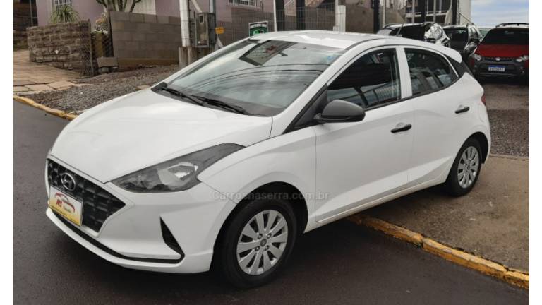 HYUNDAI - HB20 - 2020/2021 - Branca - R$ 58.500,00