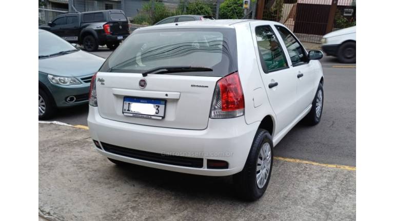 FIAT - PALIO - 2010/2011 - Branca - R$ 24.900,00
