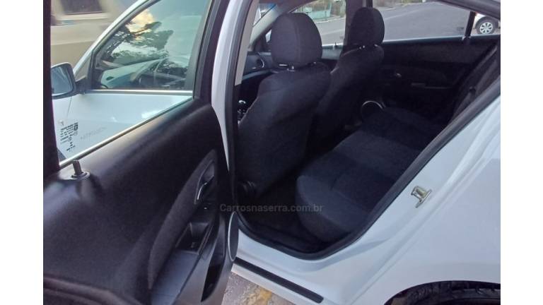 CHEVROLET - CRUZE - 2012/2012 - Branca - R$ 50.900,00