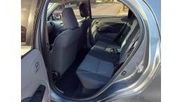 TOYOTA - ETIOS - 2013/2013 - Cinza - R$ 39.900,00