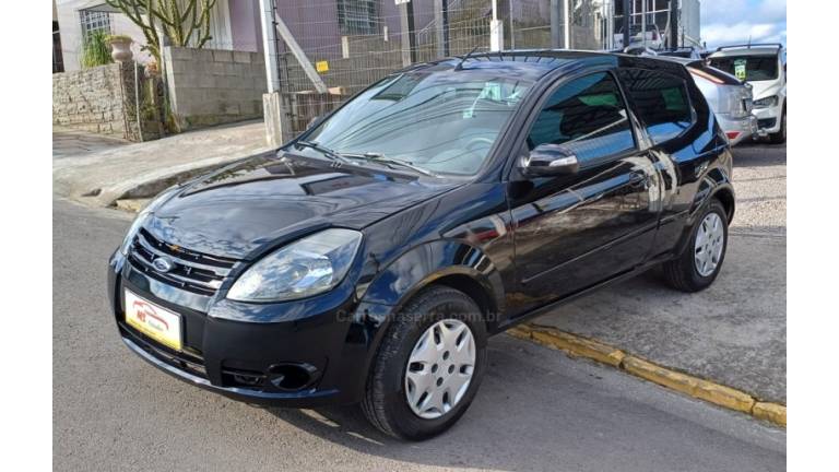 FORD - KA - 2011/2012 - Preta - R$ 22.900,00