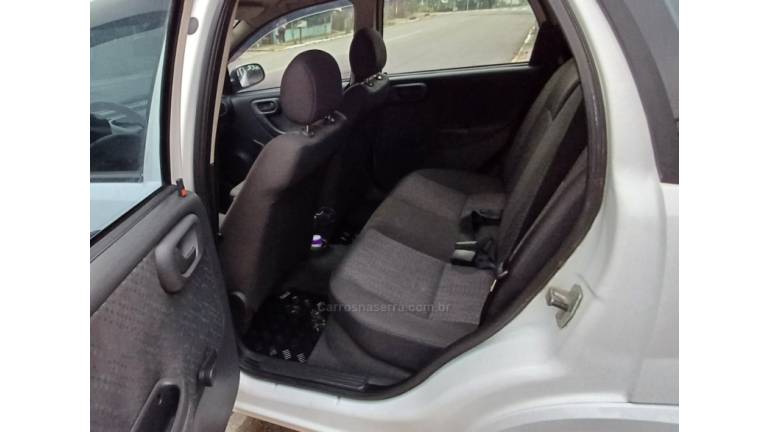 CHEVROLET - CORSA - 2010/2011 - Branca - R$ 26.900,00