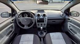 FORD - FIESTA - 2009/2009 - Preta - R$ 25.900,00