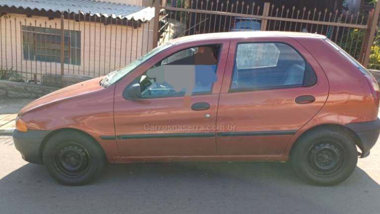 FIAT - PALIO - 1998/1998 - Vermelha - R$ 10.000,00