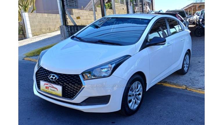 HYUNDAI - HB20S - 2019/2019 - Branca - R$ 61.900,00