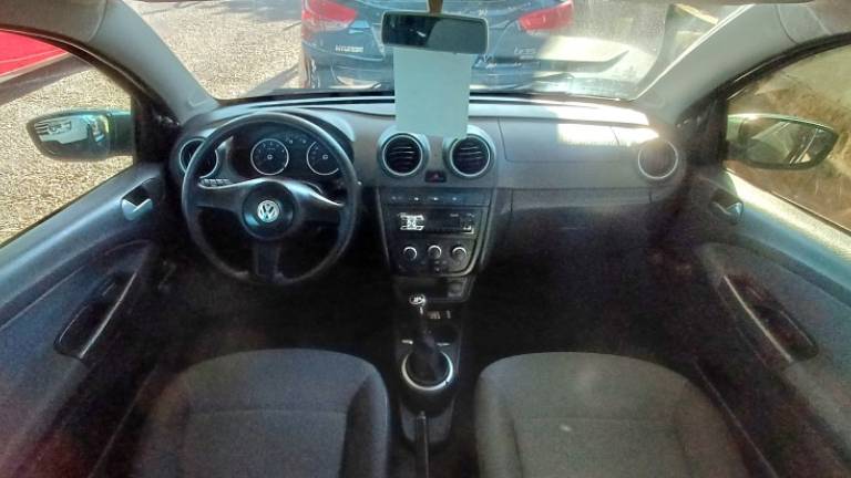 VOLKSWAGEN - SAVEIRO - 2011/2012 - Cinza - R$ 40.900,00