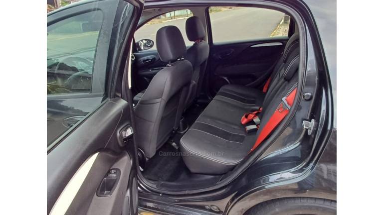 FIAT - PUNTO - 2012/2013 - Preta - R$ 36.900,00