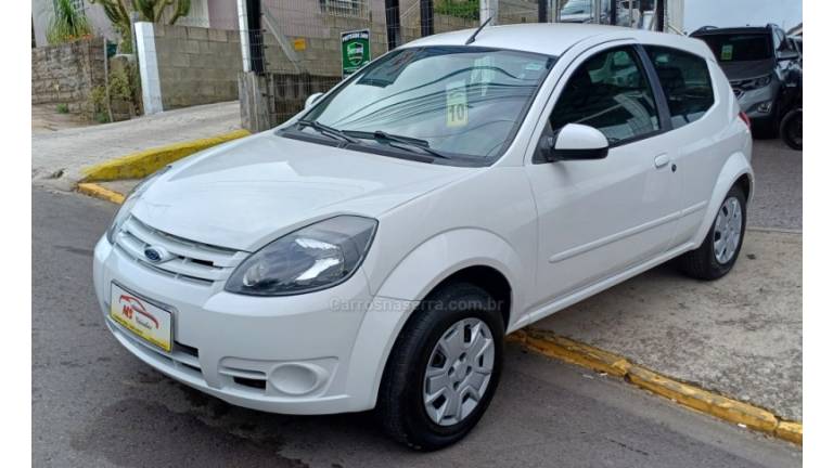 FORD - KA - 2010/2010 - Branca - R$ 18.900,00