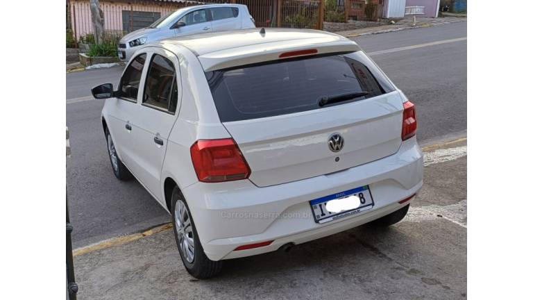 VOLKSWAGEN - GOL - 2017/2018 - Branca - R$ 42.500,00