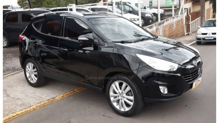 HYUNDAI - IX35 - 2013/2014 - Preta - R$ 68.500,00