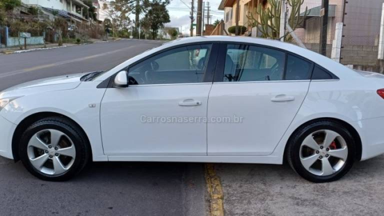 CHEVROLET - CRUZE - 2012/2012 - Branca - R$ 50.900,00
