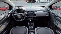 CHEVROLET - PRISMA - 2014/2014 - Vermelha - R$ 44.500,00