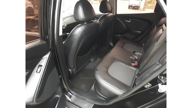 HYUNDAI - IX35 - 2013/2014 - Preta - R$ 68.500,00