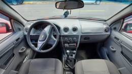 CHEVROLET - PRISMA - 2012/2012 - Vermelha - R$ 24.000,00