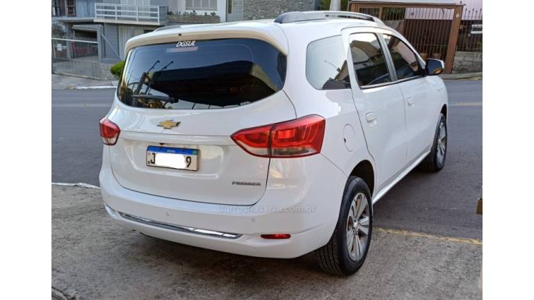 CHEVROLET - SPIN - 2021/2022 - Branca - R$ 79.900,00
