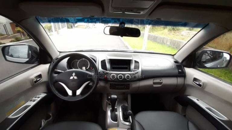 MITSUBISHI - L200 TRITON - 2010/2010 - Prata - R$ 91.900,00