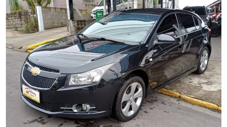 CHEVROLET - CRUZE - 2013/2013 - Preta - R$ 53.900,00