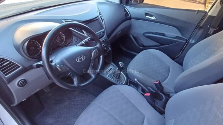 HYUNDAI - HB20S - 2019/2019 - Branca - R$ 61.900,00