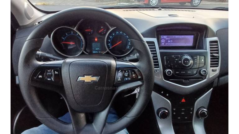 CHEVROLET - CRUZE - 2012/2012 - Branca - R$ 50.900,00