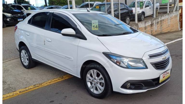 CHEVROLET - PRISMA - 2013/2014 - Branca - R$ 48.900,00