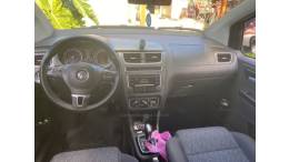 VOLKSWAGEN - FOX - 2014/2014 - Branca - R$ 38.900,00