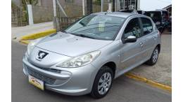PEUGEOT - 207 - 2011/2012 - Prata - R$ 21.500,00