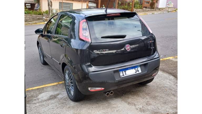 FIAT - PUNTO - 2012/2013 - Preta - R$ 36.900,00