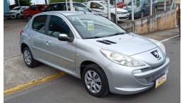 PEUGEOT - 207 - 2011/2012 - Prata - R$ 21.500,00