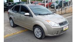 FORD - FIESTA - 2010/2010 - Prata - R$ 26.900,00
