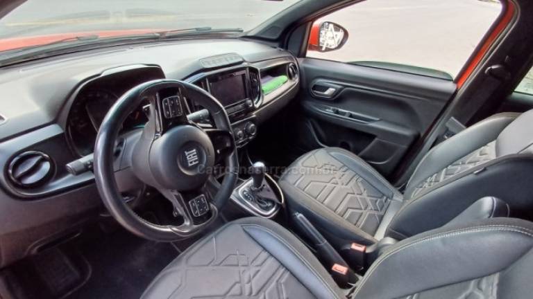 FIAT - STRADA - 2022/2022 - Vermelha - R$ 105.900,00