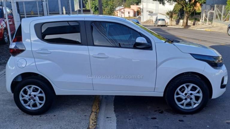 FIAT - MOBI - 2019/2020 - Branca - R$ 44.500,00