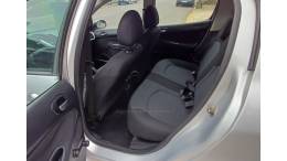 PEUGEOT - 207 - 2011/2012 - Prata - R$ 21.500,00