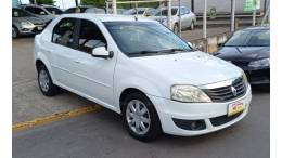 RENAULT - LOGAN - 2012/2013 - Branca - R$ 27.500,00